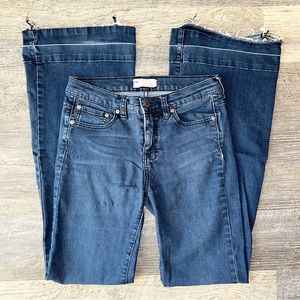 FREE PEOPLE dark wash blue Gummy Flare Stretch bell bottom jeans 28